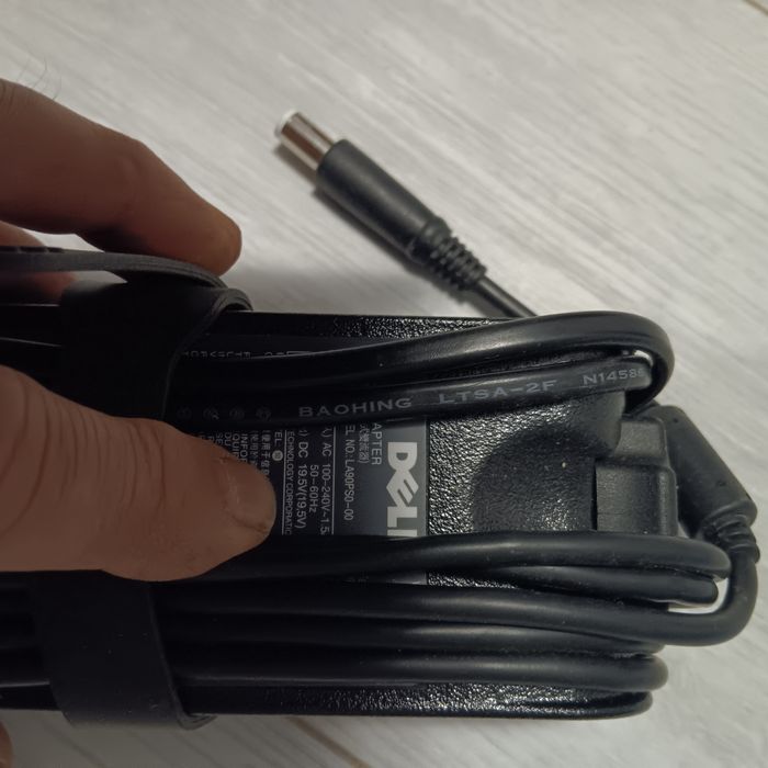 Dell incarcator 19.5v