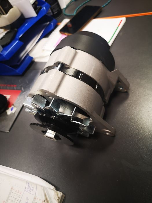 Alternator tractor ford 2000.3000 4000 5000 nou preț 650 lei