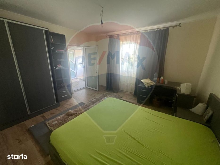 Casă 6 camere Jorasti