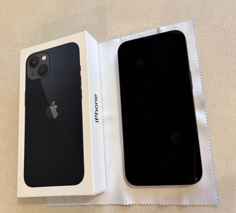 iPhone 13 midnight 128gb
