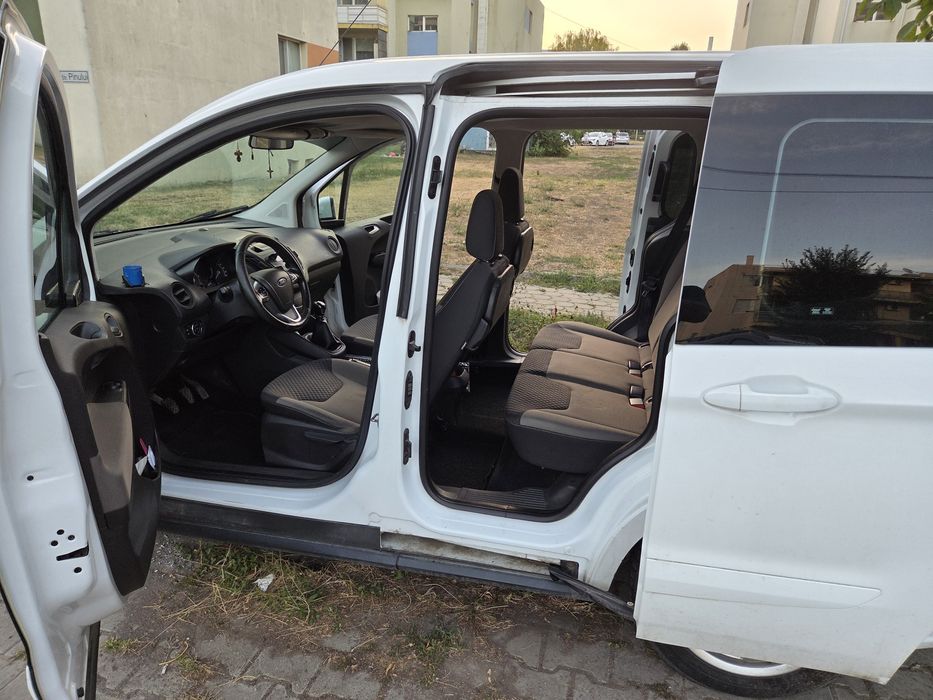 Ford tourneo courier 1,5/2015