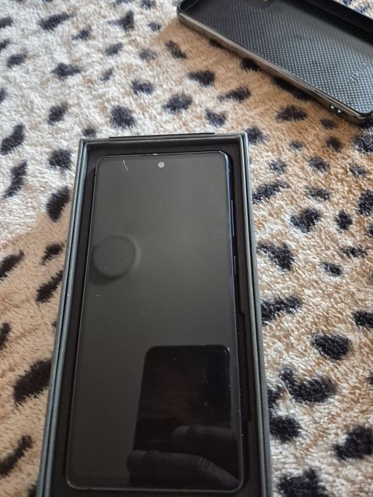 Vând Samsung S20 Fe