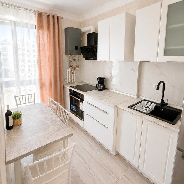 Apartament 2 camere regim hotelier/pe zi Roco Tower pe plaja in fata complexului Phoenicia