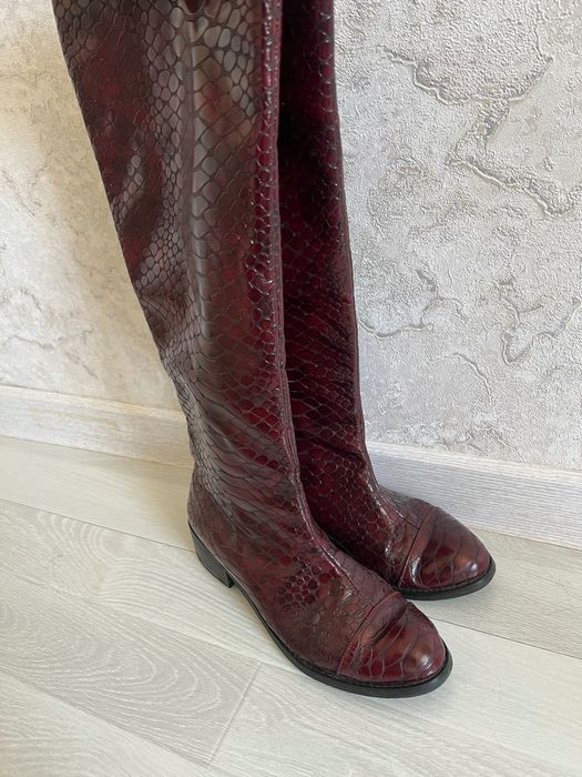 ayollar oyoq kiyimlari