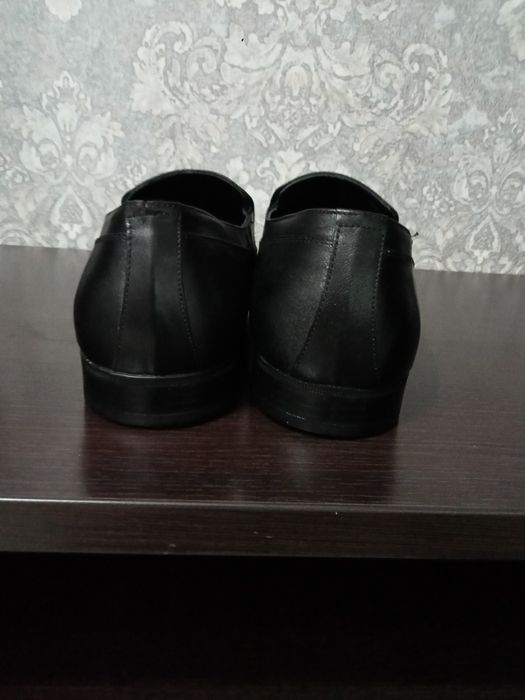Продам туфли кожаные.