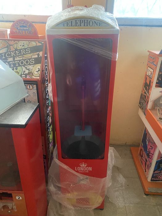 Машини за топчета , капсули и татуировки