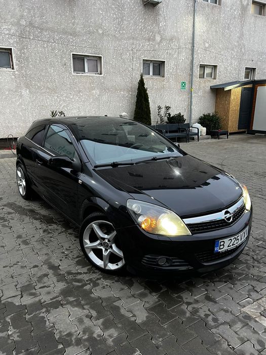 Opel Astra H GTC Full Option