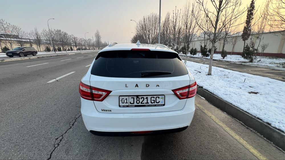 Lada vesta sw 2021. sotiladi