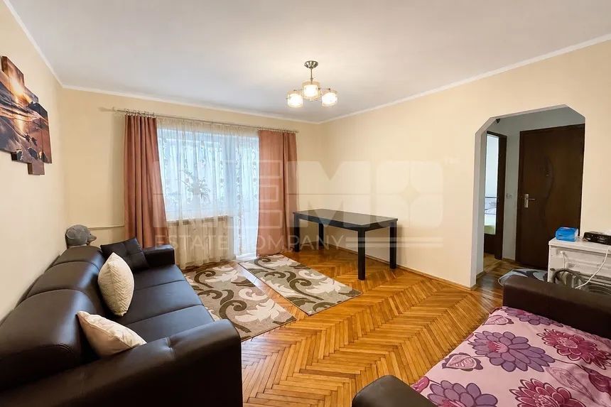 Ap cu 2 camere de vanzare ( piata mica)