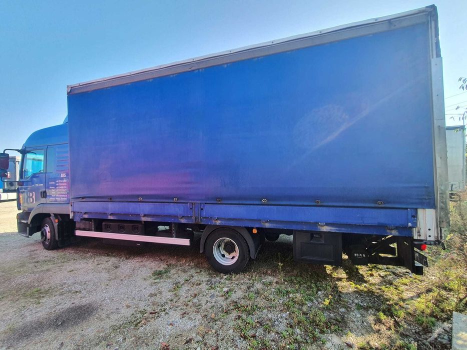 Vand Camion  7.49 T