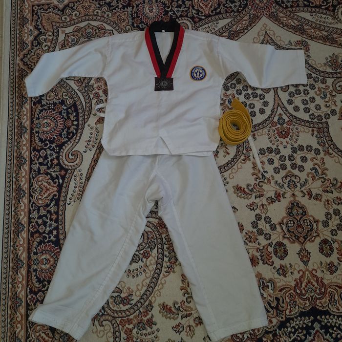 Балаларға арналған спорттық киім