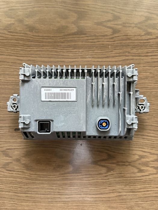 Оригинална мултимедия за CLS W218