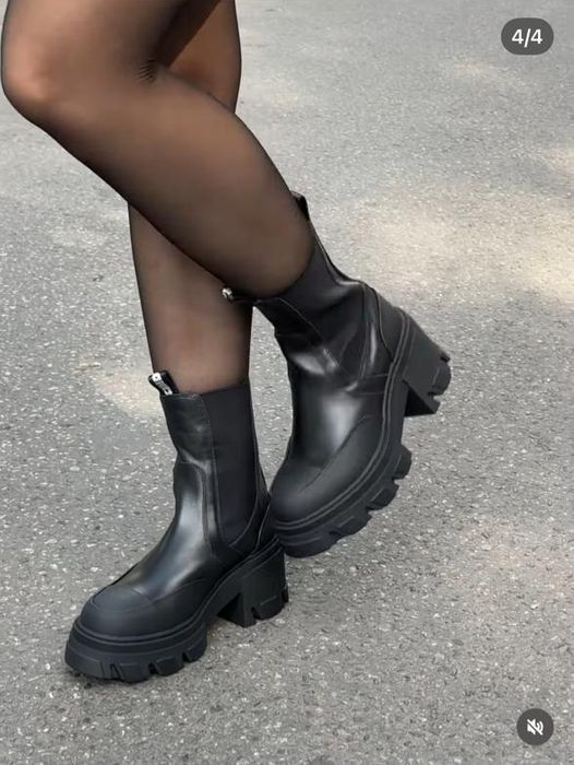 Стильные ботинки