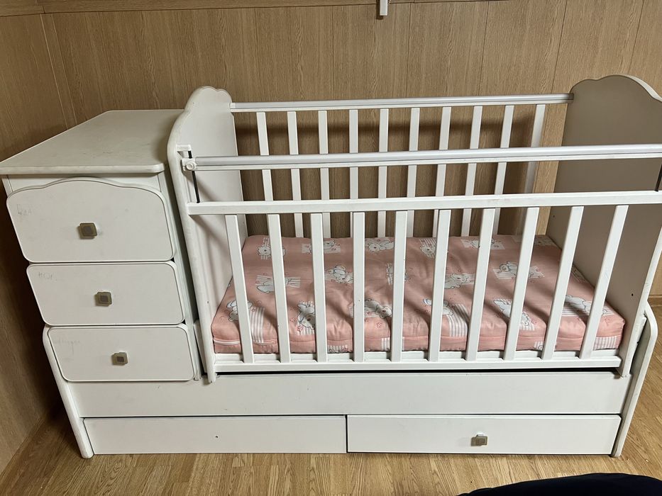 Продам манеж качалку