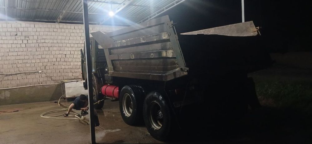 Kamaz sotiladi sirochna