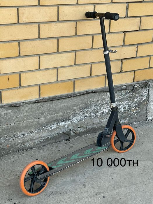 Продам самокат обычный