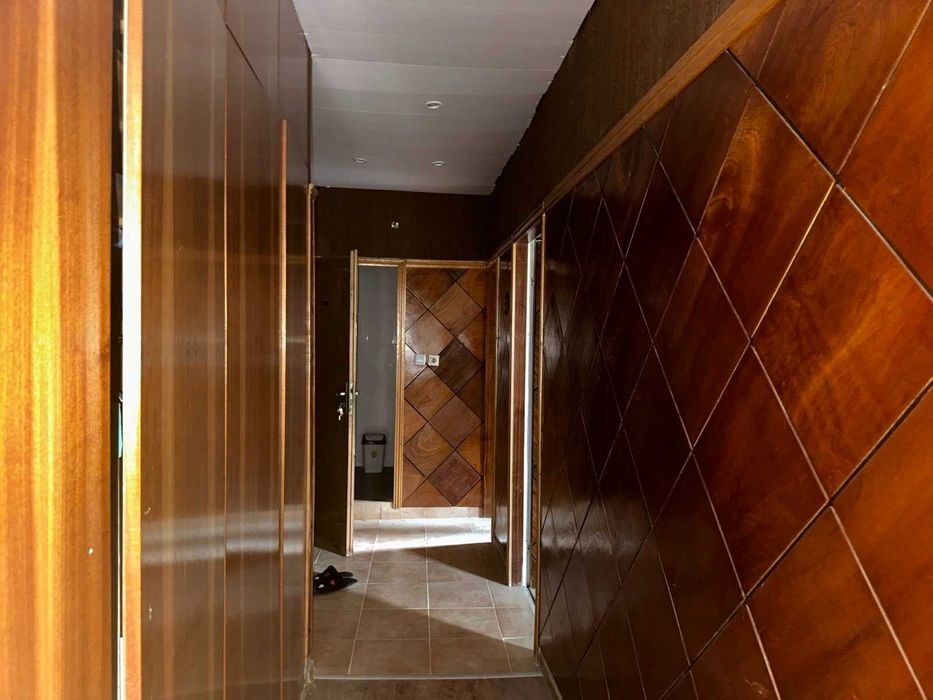 Продава се Двустаен апартамент в Стара Загора, Център - 56 кв.м за 647 €/кв.м - Снимка #3