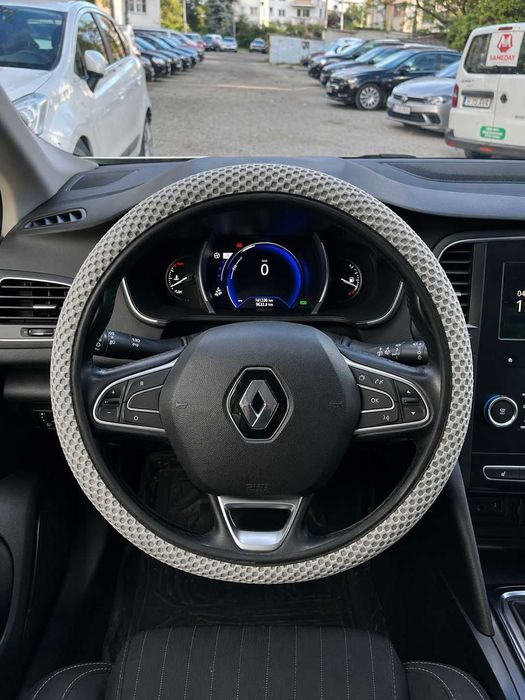 Inchiriere masini Cluj - Renault Megane 4 Break , 2019 - Ford Mondeo Break 2019 - Rent a Car