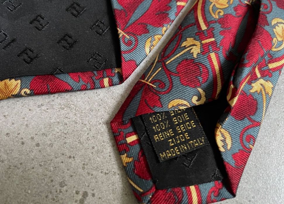 FENDI вратовръзка