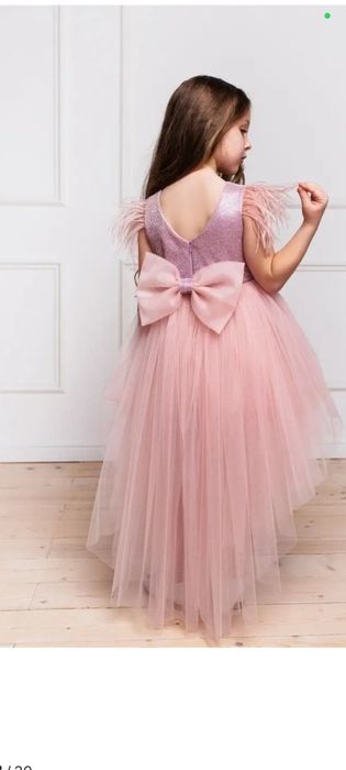 Продам платье на девочку