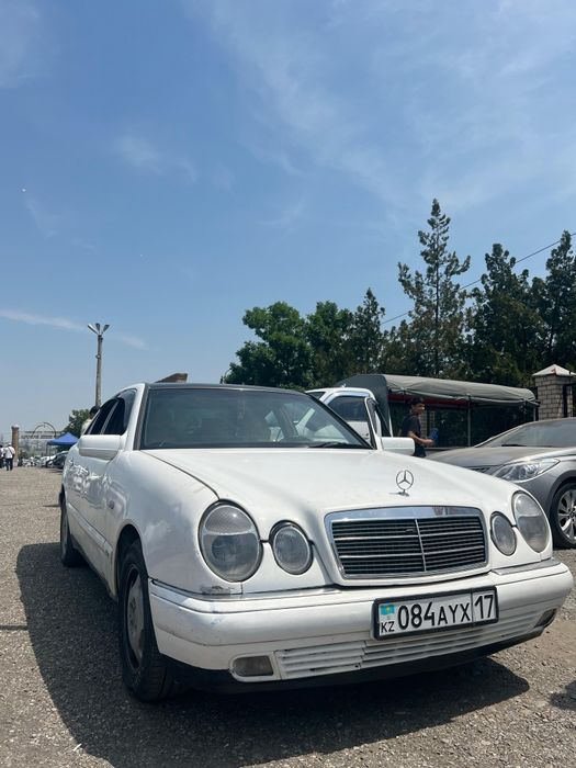 Мерседес бенз лупарик