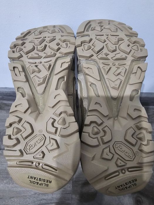 Bocanci militari Magnum nr 41, dimensiune talpic 26,5 cm, talpă vibram