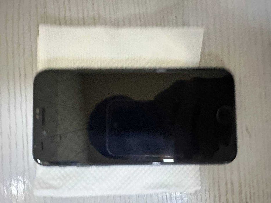 iPhone 8 Holati: 100%  Zo'r