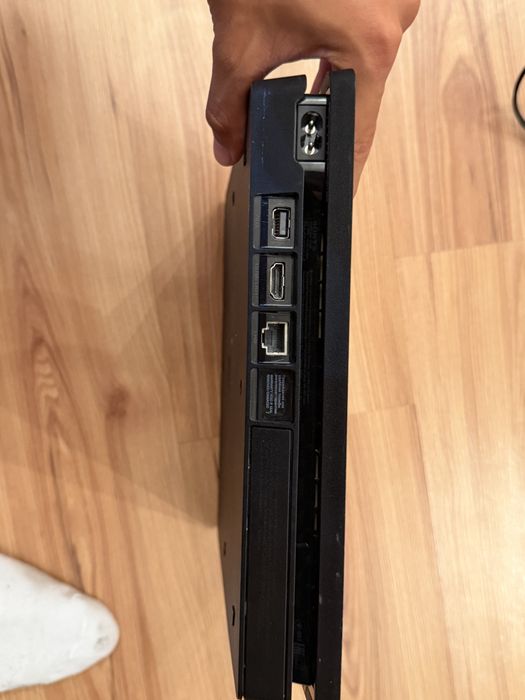 PlayStation 4 slim