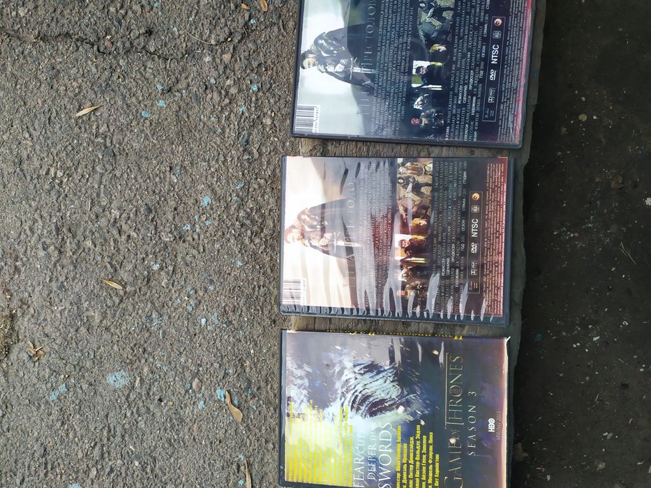Продам видео диски игру престолов.