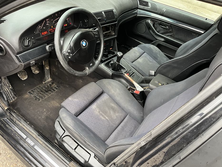 На части BMW E39 520i Ръчка