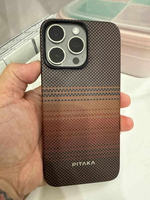 Продам iphone 15 pro max 256 гб