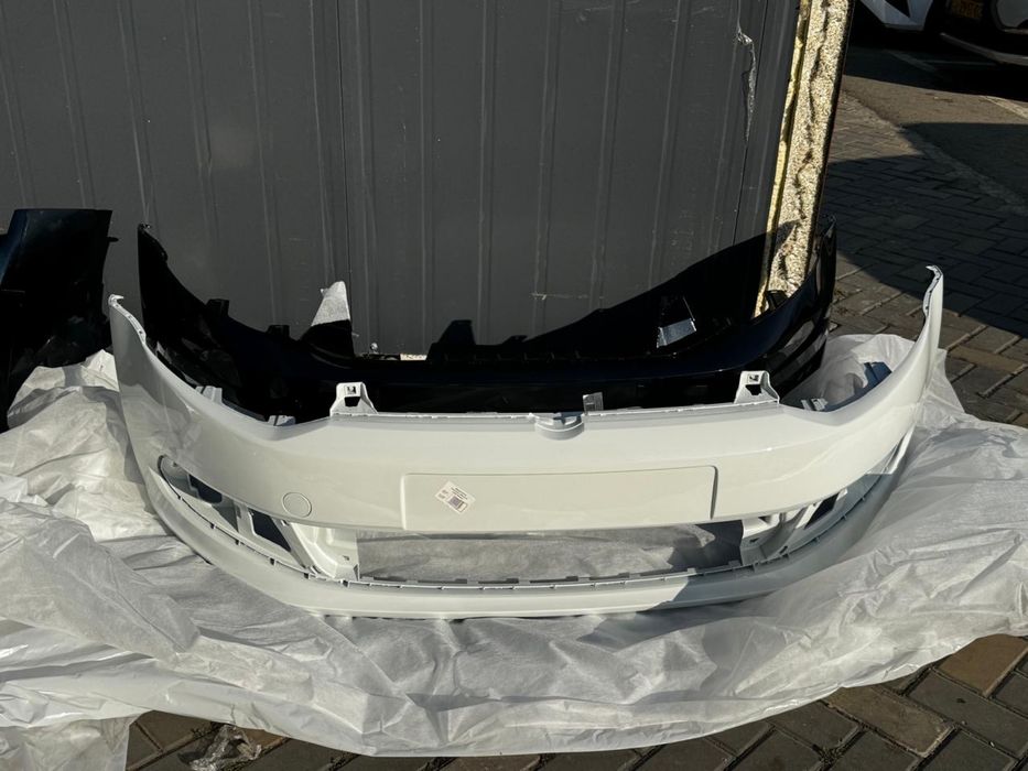 Продам бампер до рест поло