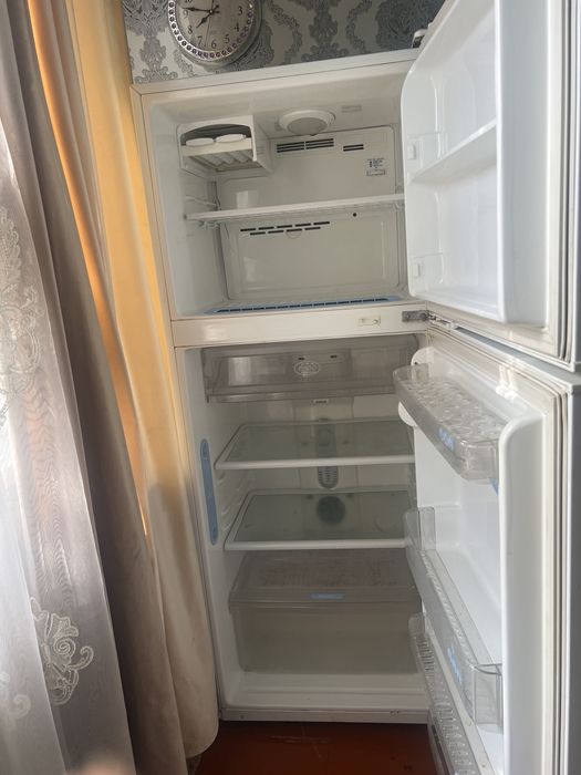 Холодильник в хорошем состоянии