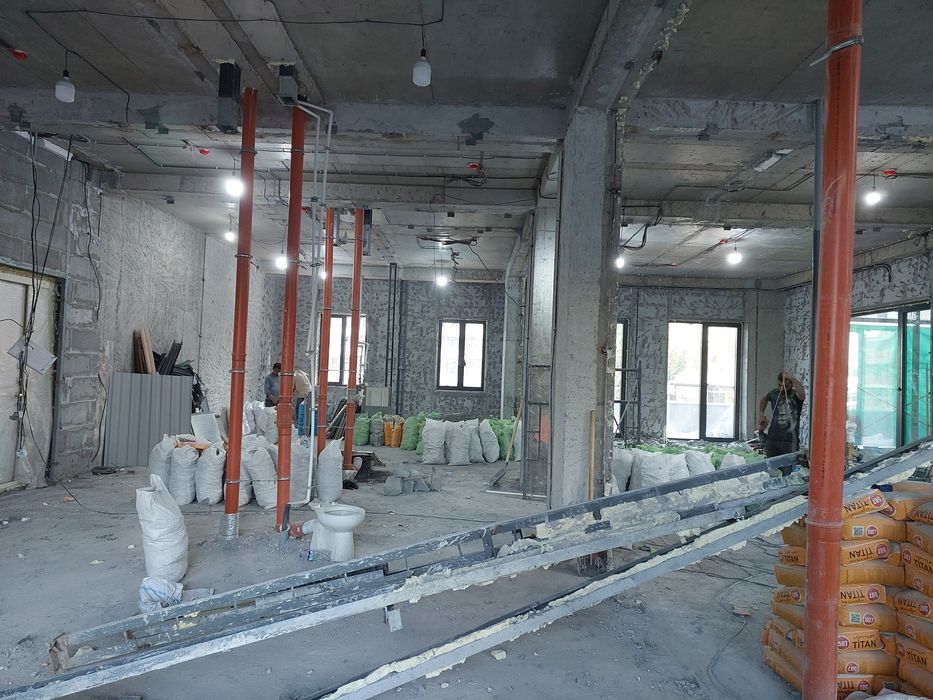 Демонтаж услуга квартира А также делаем пол сухой стяжке