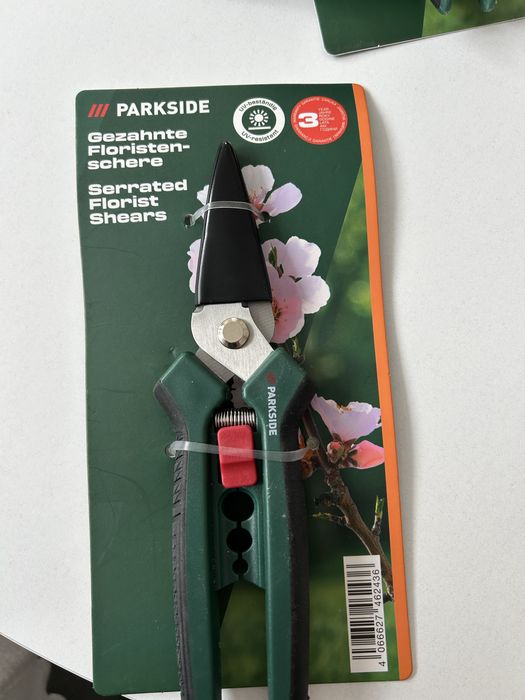 Градински ножици различни видове