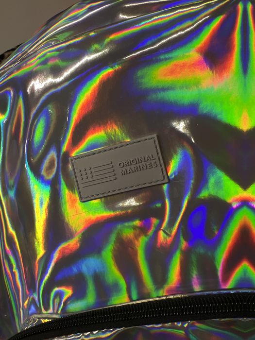 Раница нова лъскава