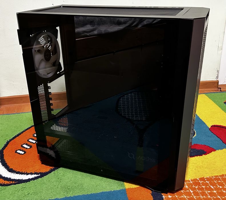 Carcasa Aqyris Aquilla E-ATX Mid Tower 4 ventilatoare Argb telecomada