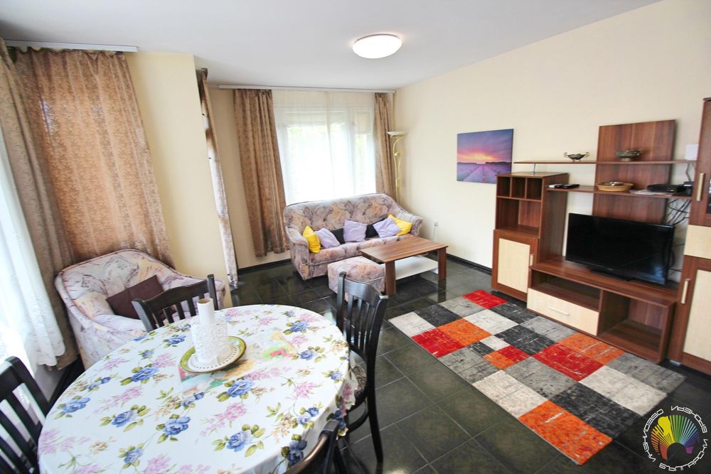 Дава се под наем Тристаен апартамент в Бургас, Център - 76 кв.м за 510 € - Снимка #10