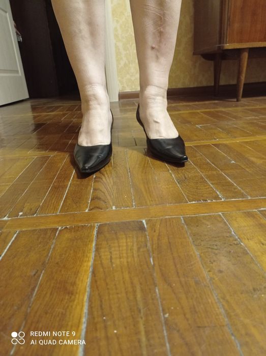 Продам новые женские туфли