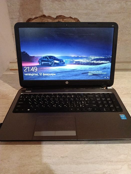 Лаптоп HP 100€ перфектен