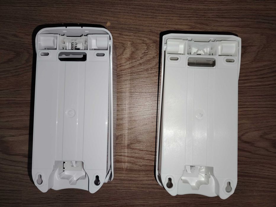 Dispenser / Dozator Sapun lichid , 900 ml , alb  , NOU