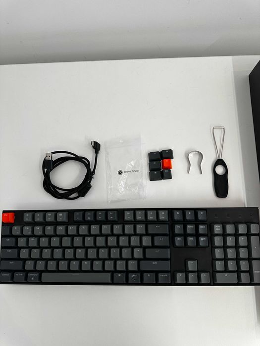 Keychron K10 - Wireless, Full Size, Mechanical