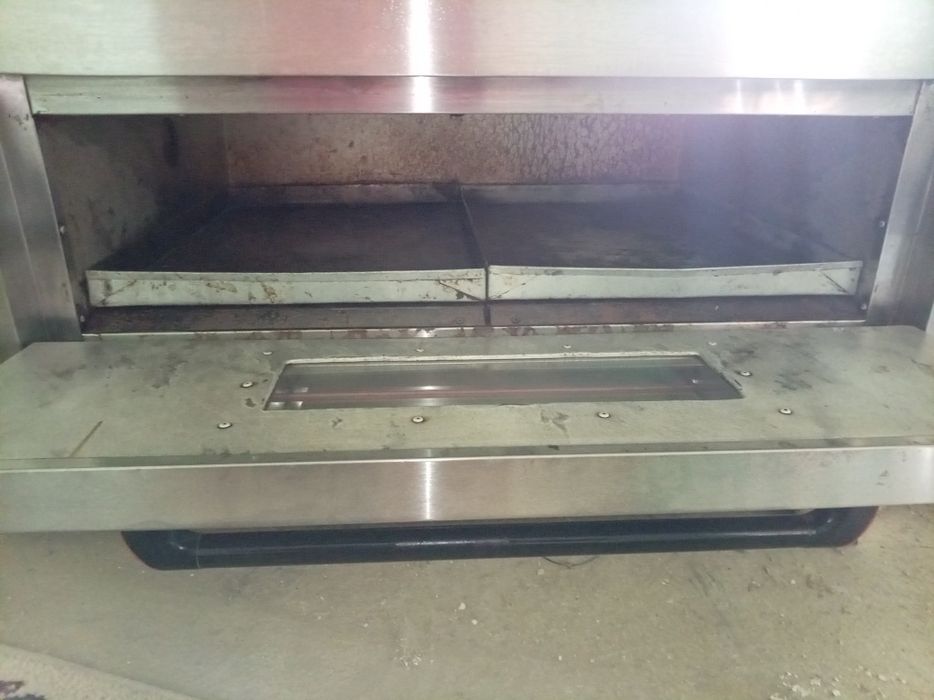 Kandiseriski pechka sotiladi