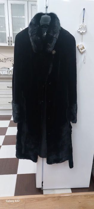 Шуба норковая. Италия.