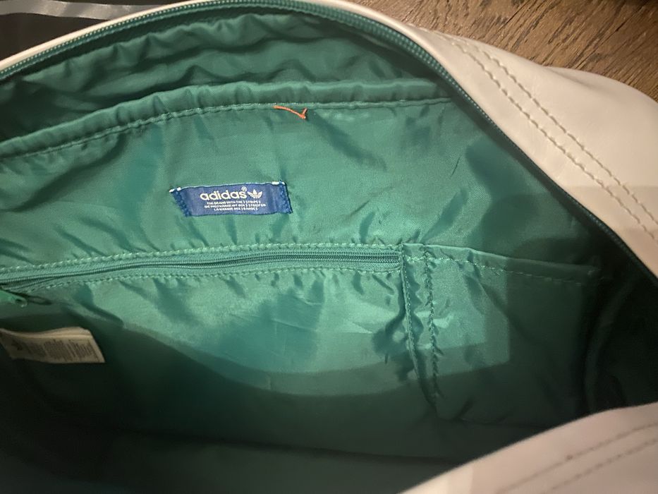 Винтидж кожена чанта оригинална Adidas