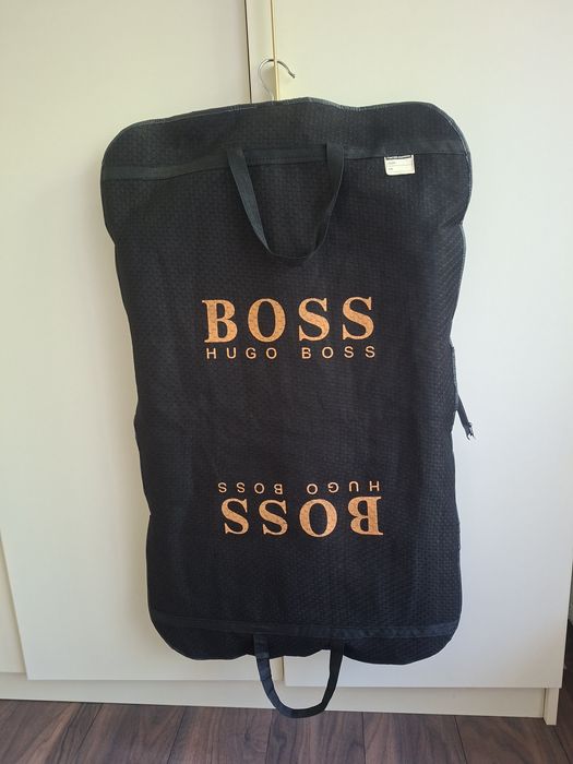 Boss мъжки костюм 52р-р
