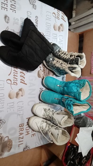 Продам женские сапоги