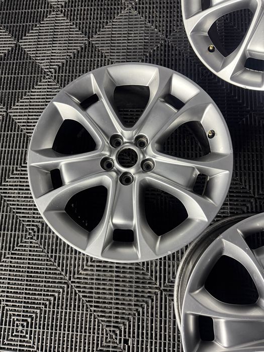 Jante aliaj R18, 5x108, Volvo XC60, XC40, XC90, R18,in stare buna,pret avantajos. Livrare cu verificare