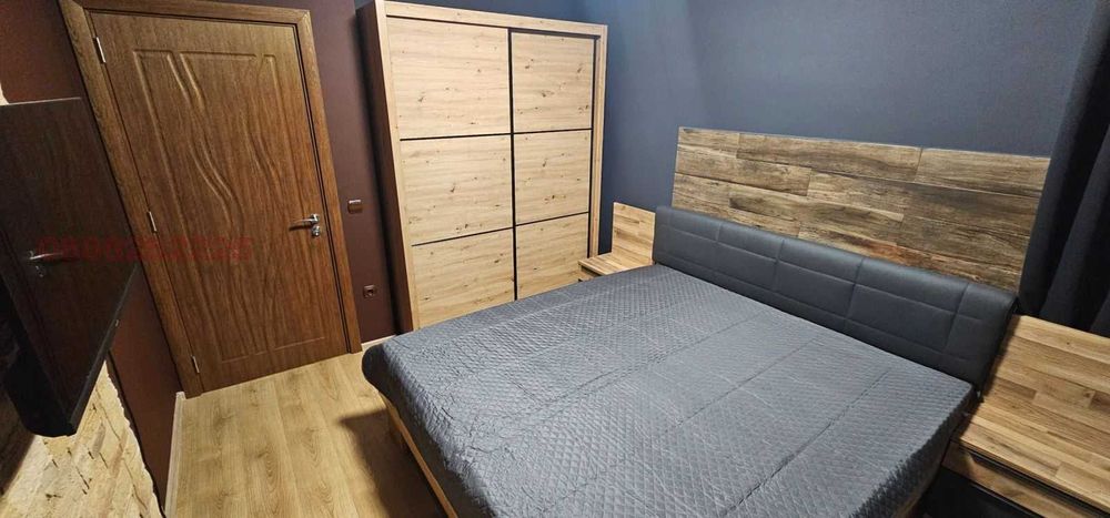 Продава се Двустаен апартамент в София, Надежда 1 - 70 кв.м за 1676 €/кв.м - Снимка #15