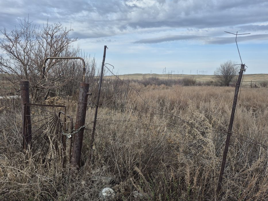 Дача на бутак2. Взади Акжар2